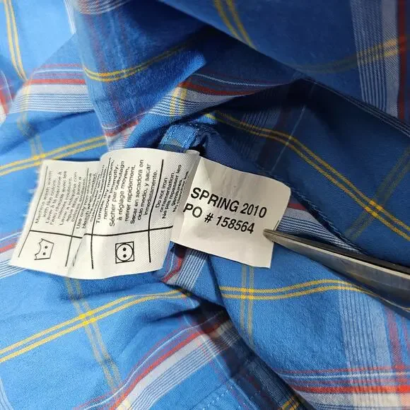 Carhartt Shirt Men's L Blue Plaid Short Sleeve Button Down‎ Pockets Casual Light - Picture 8 of 8